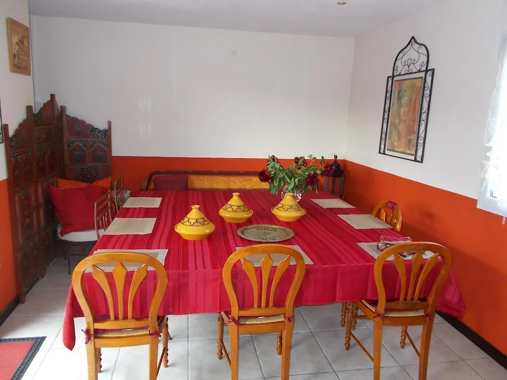Gite Aux Amandiers Frejus Bed & Breakfast