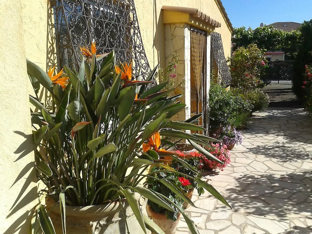 Bed & Breakfast Gite Aux Amandiers Frejus